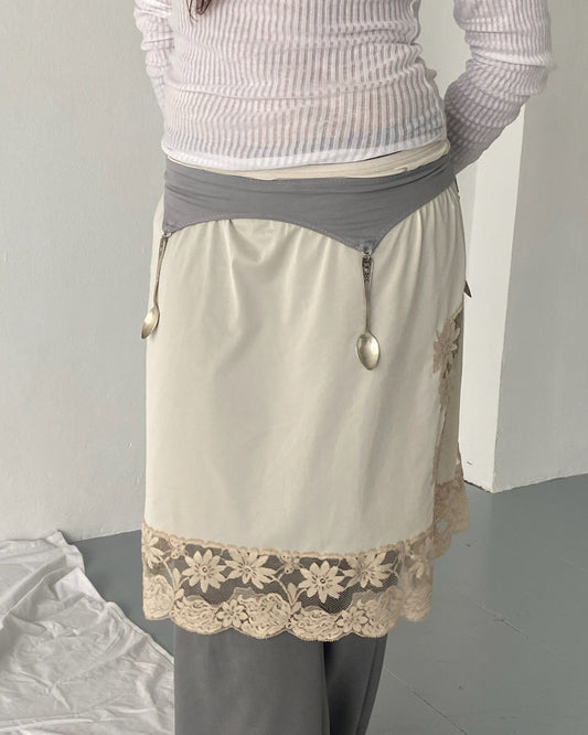 The Spoon Belt (In Medium Gray)