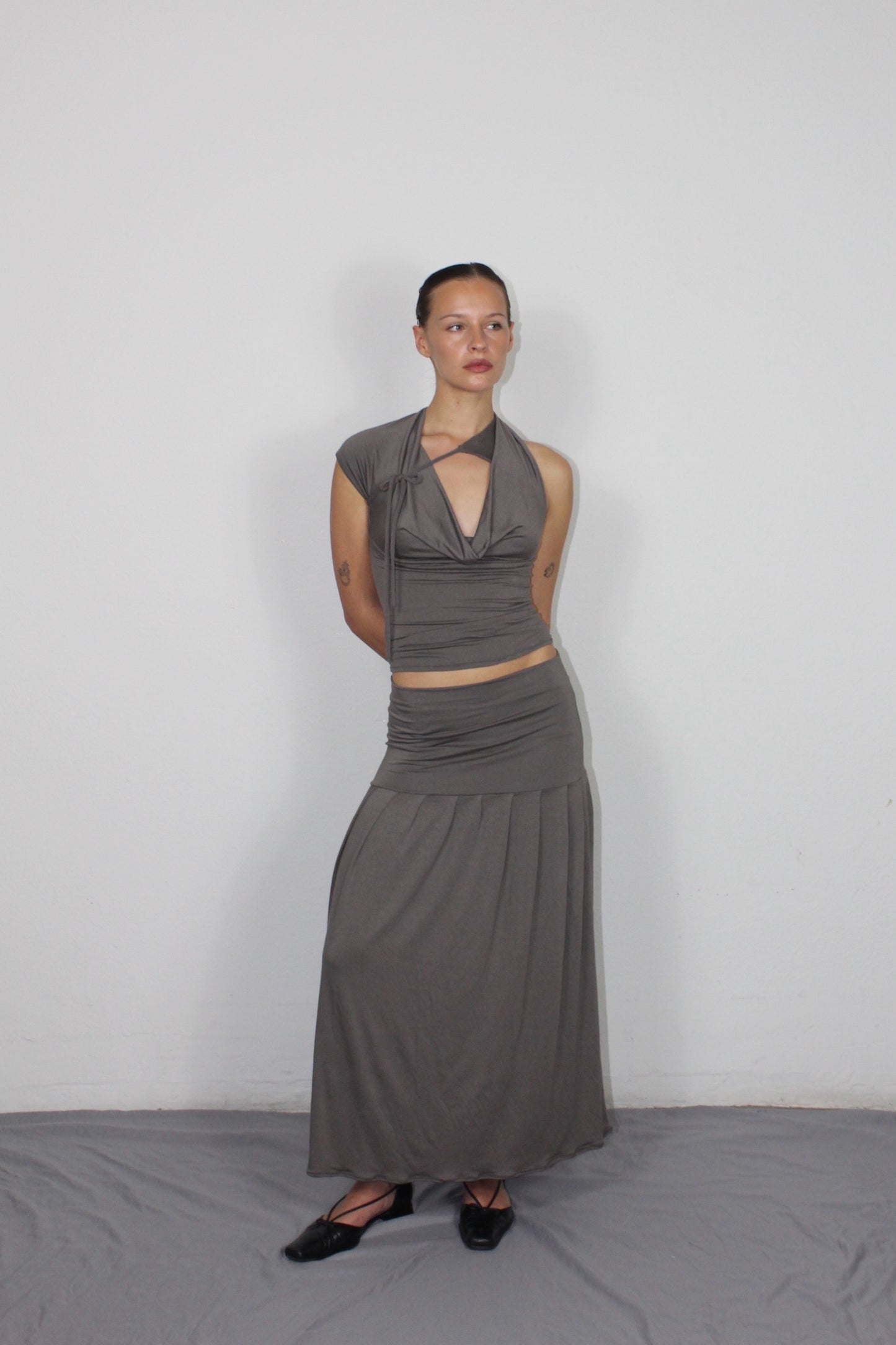 The Mevanou Skirt (In Gray-brown)