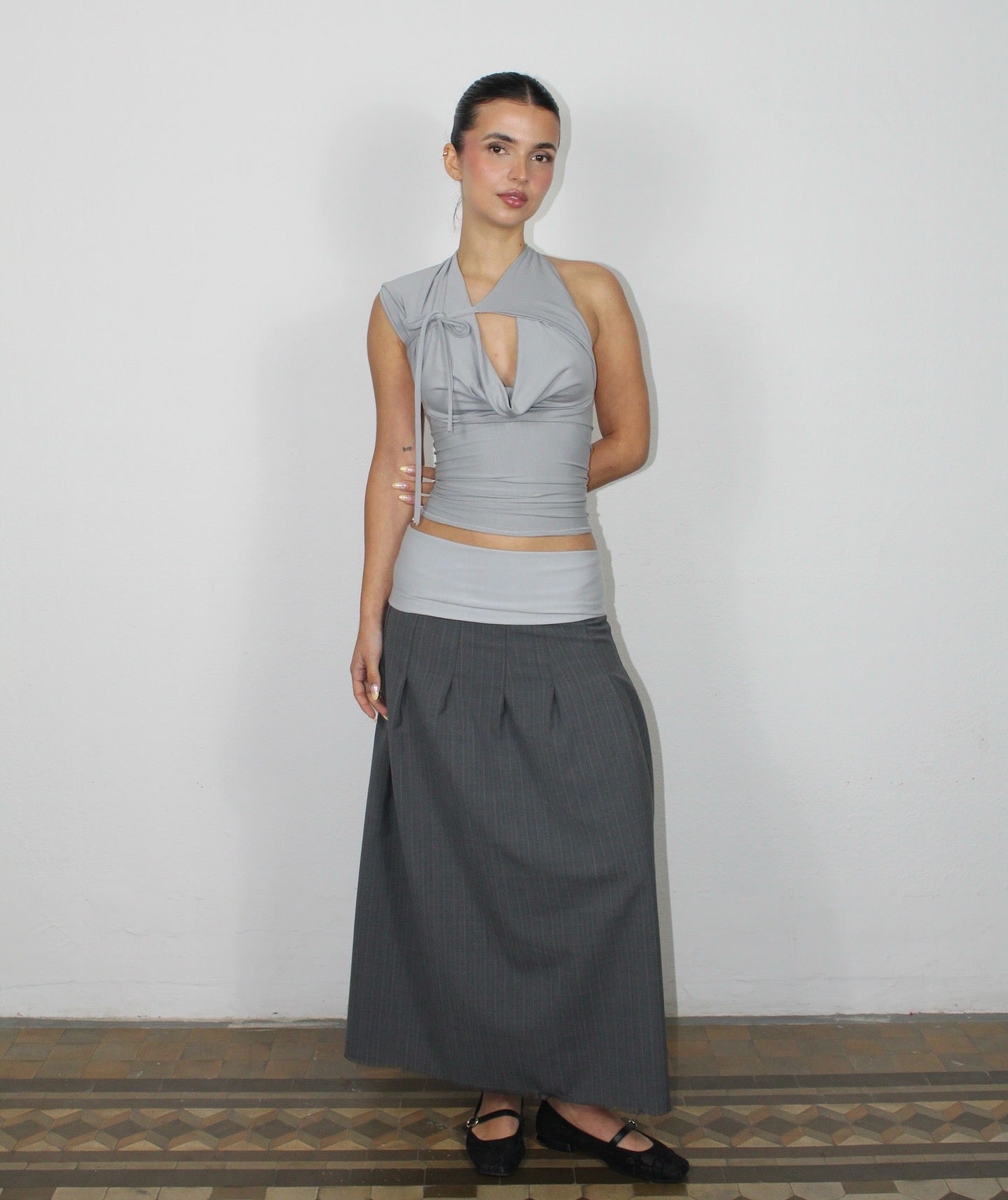 The Mevanou Top (In Medium Gray)