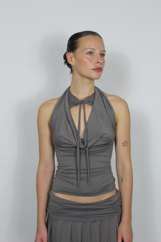 The Mevanou Top (In Gray-brown)