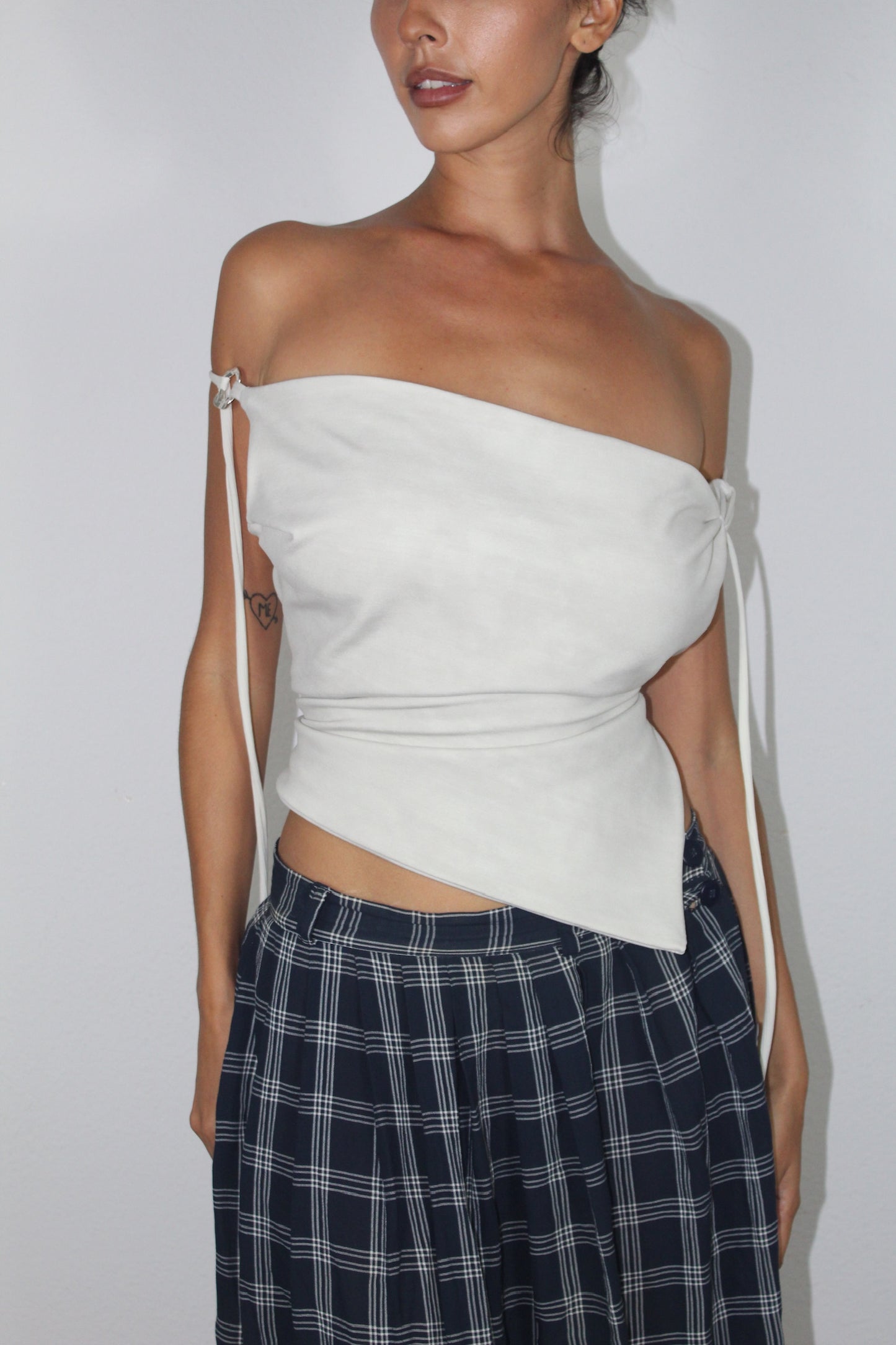 The Faye Top (In off-white)