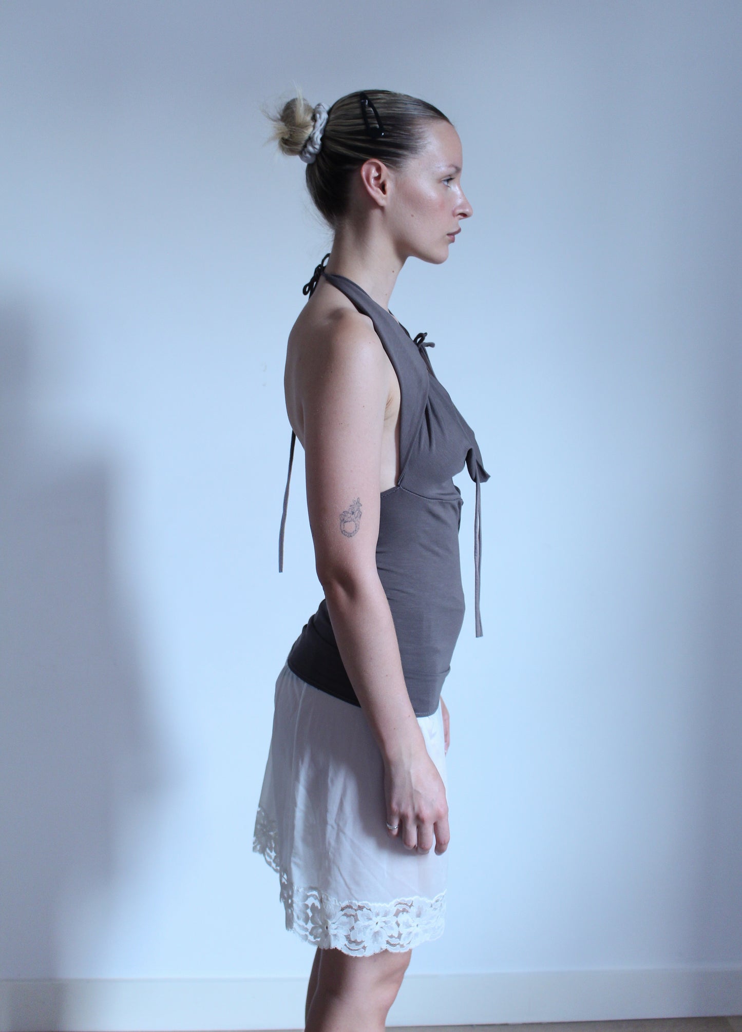 The Mevanou Top (In Taupe)