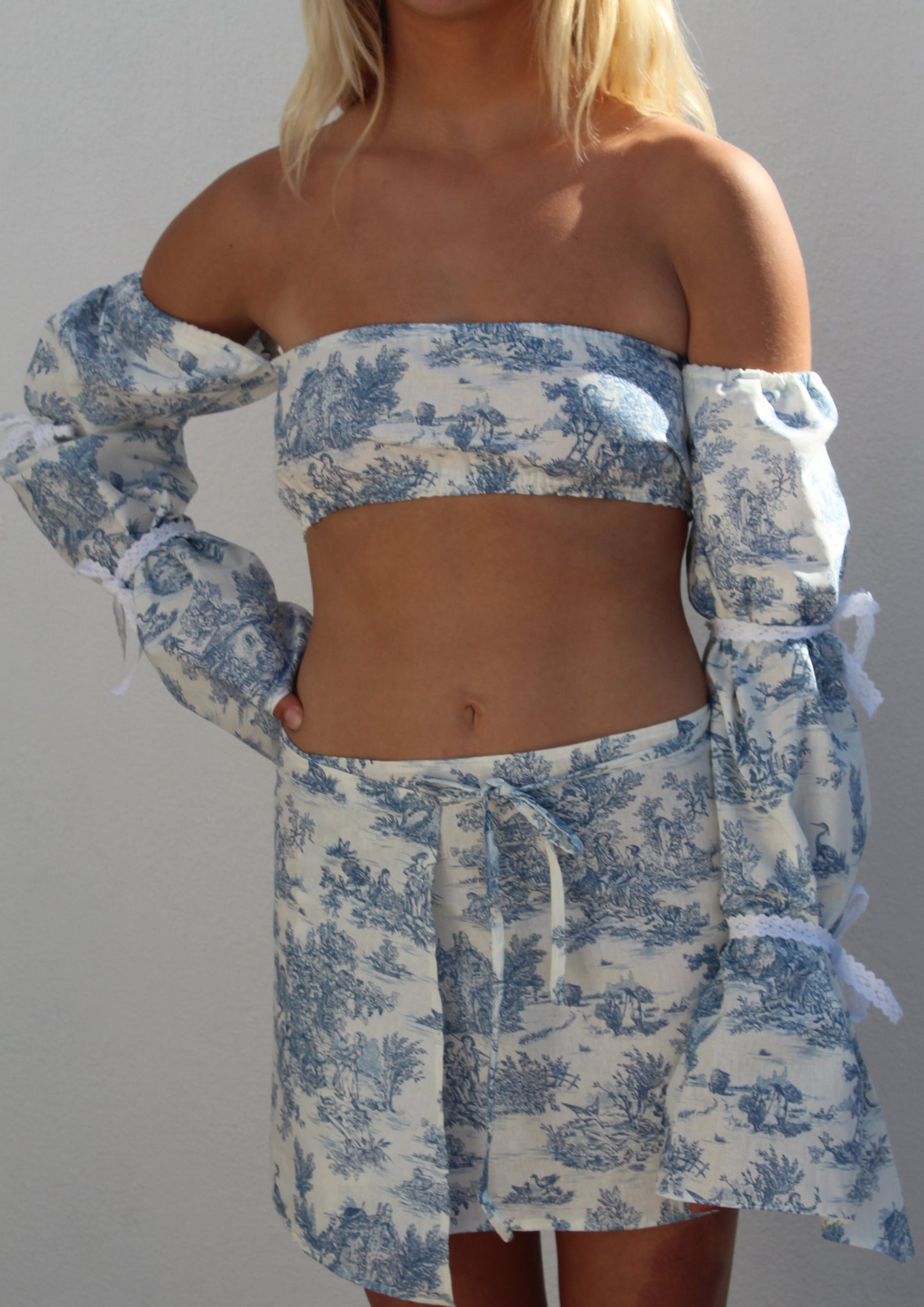 The Avó Blouse (In Blue Toile)